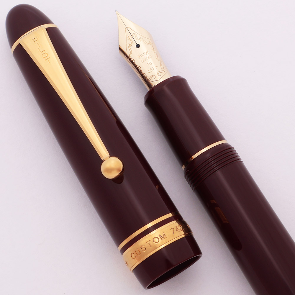 Pilot Namiki Custom 742 Fountain Pen (2006) - Burgundy w Gold Trim